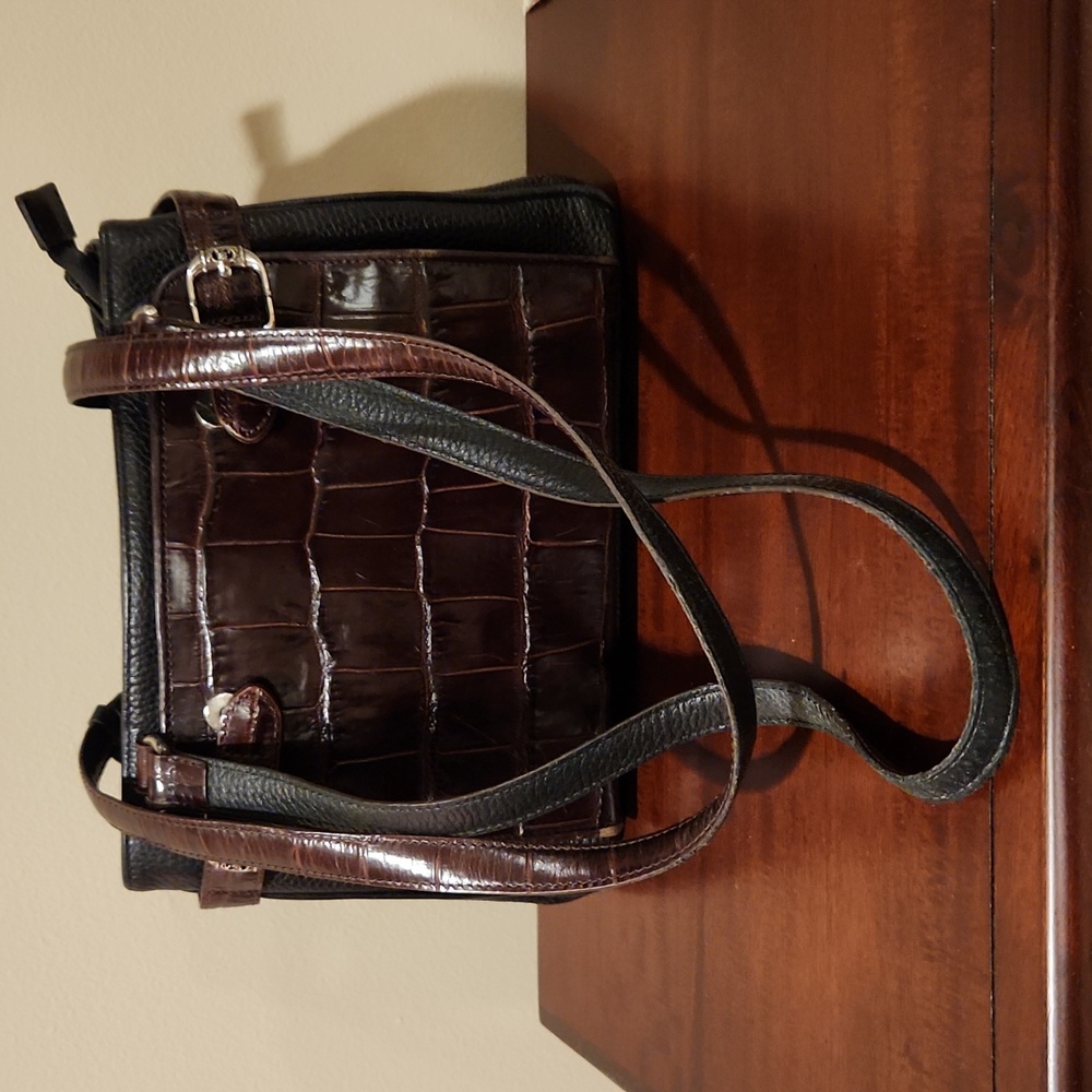 Brighton Purse - Picture 1 of 6